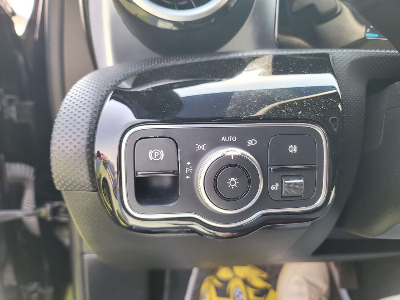 مرسيدس بنز 220 A220