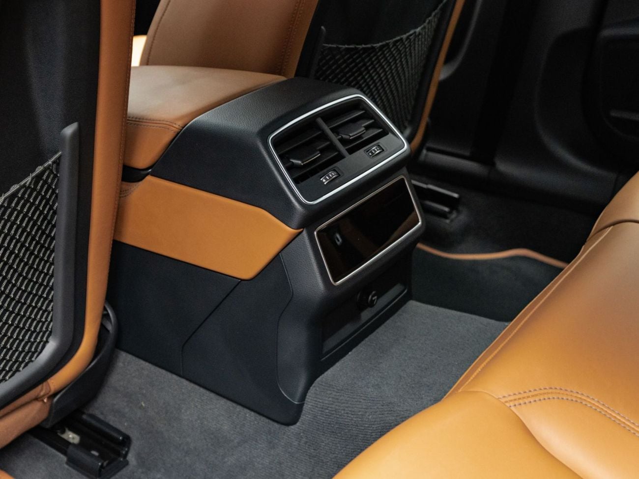 Audi RS7 STANDARD BUY NOW, PAY 2027 | THE BLACKLINE STANDARD | 2027 Audi Warranty + Service Contract, GCC