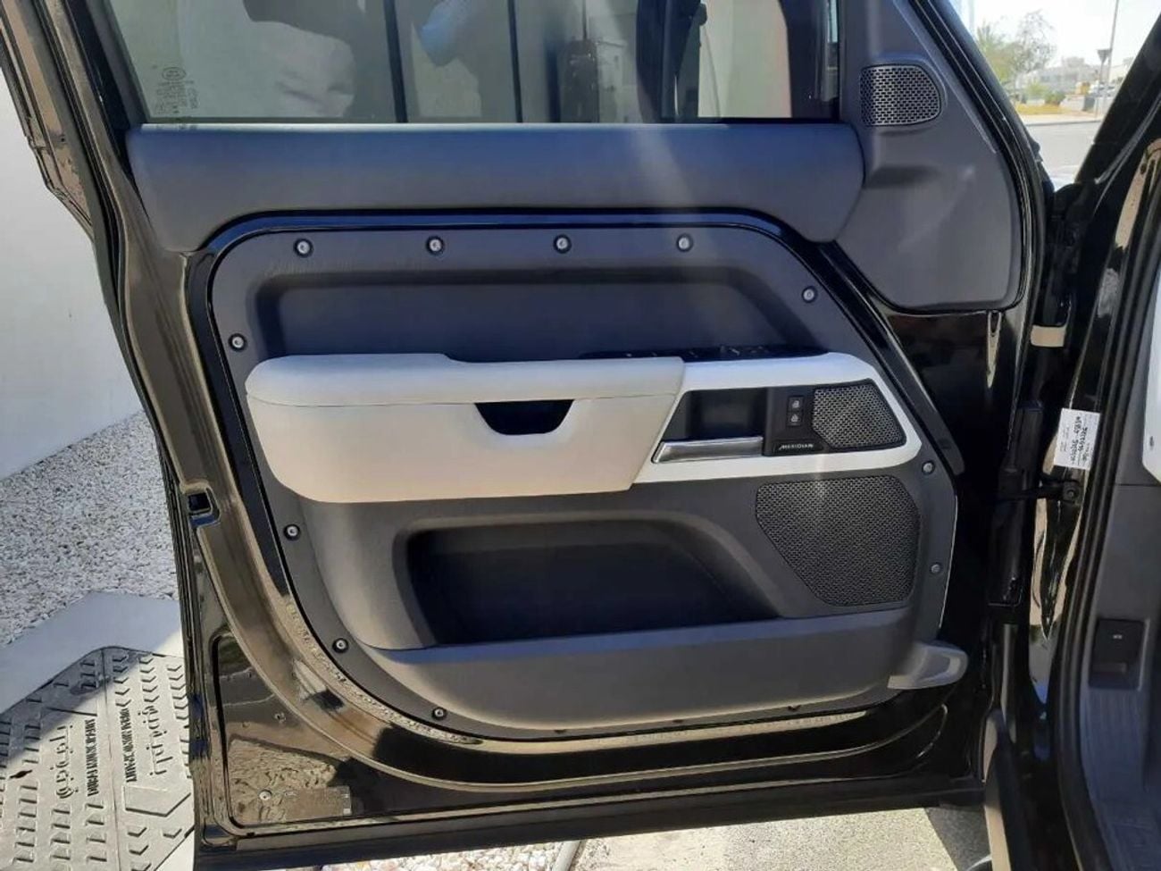 Land Rover Defender 110 P400 HSE