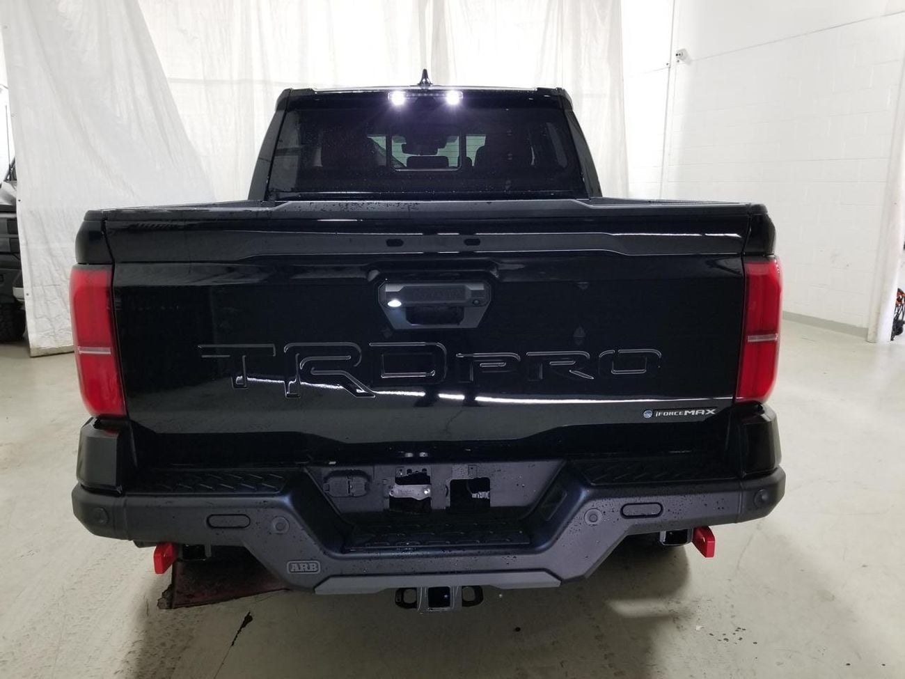 تويوتا تاكوما TRD PRO IFORCE MAX HYBRID