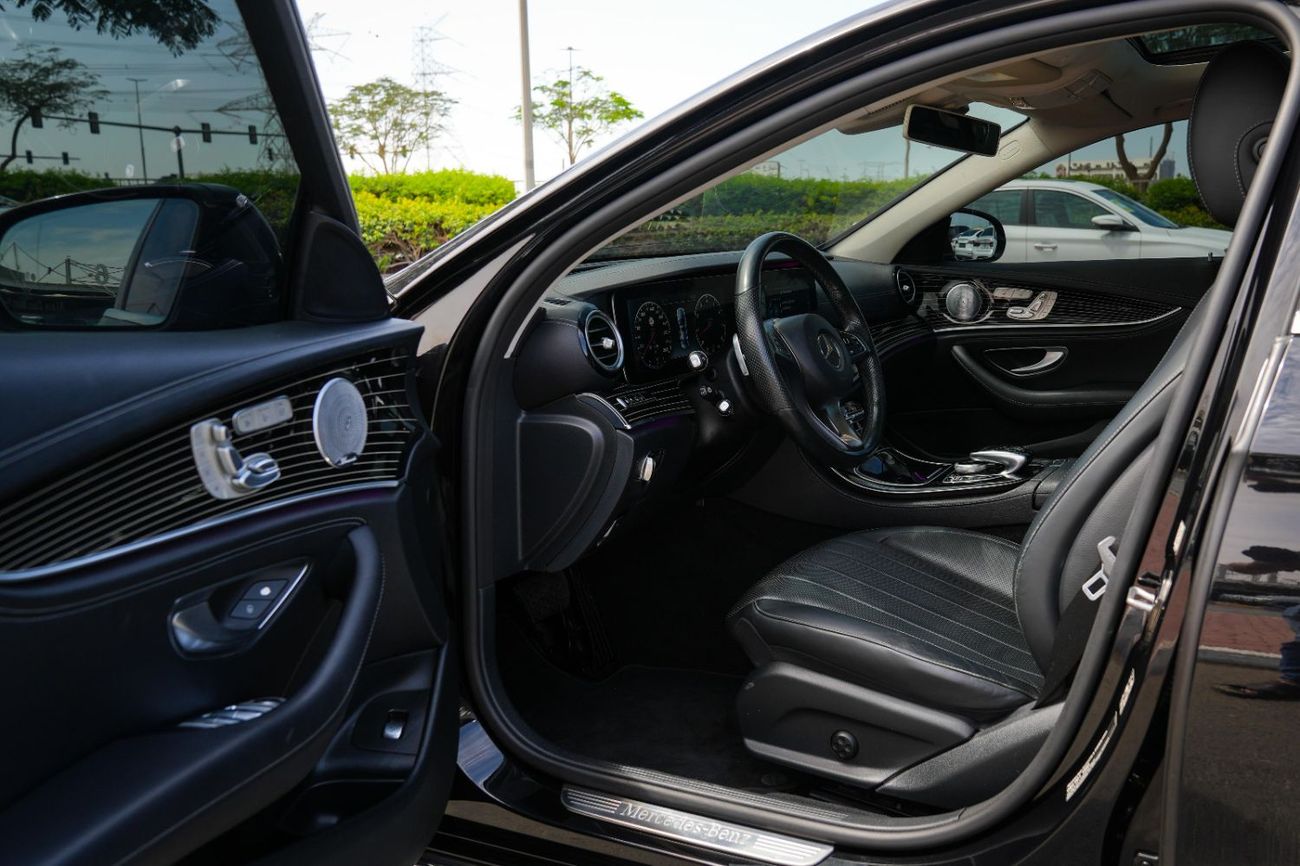 Mercedes-Benz E 400 4 MATIC 2017!! KOREAN SPECS!! WELL MAINTAINED!! NO ACCIDENT