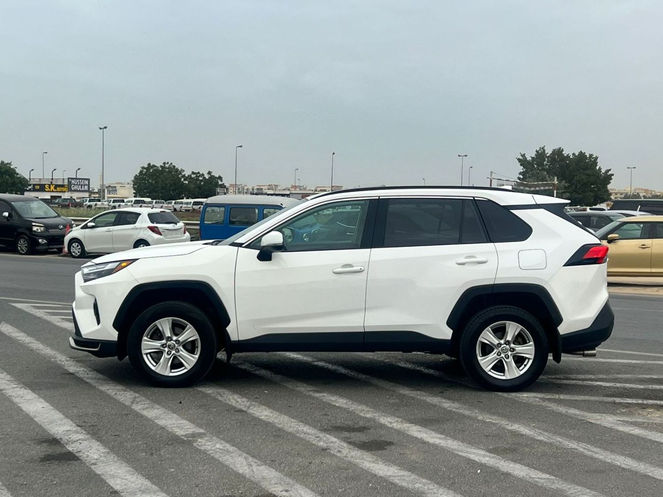 تويوتا راف ٤ 