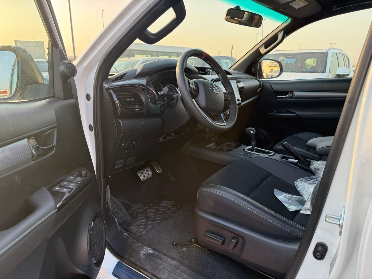 تويوتا هيلوكس ADVENTURE ADVENTURE TOYOTA HILUX GR SPORT 4.0L 2025