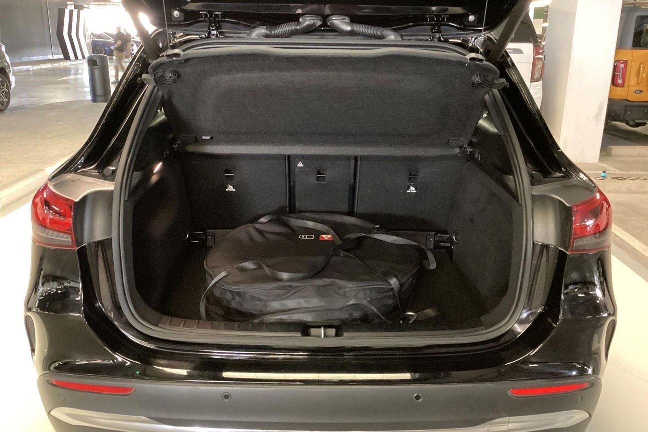 Mercedes-Benz GLA 200 Premium | Guaranteed Warranty | 0 Down Payment