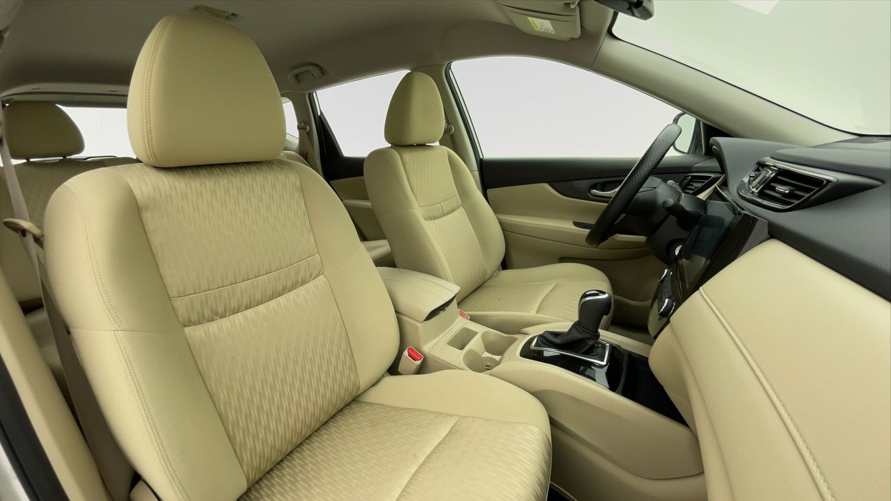 نيسان إكس تريل S 2.5 | بدون دفعة مقدمة | اختبار القيادة في المنزل