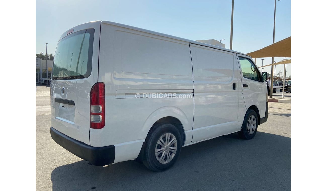 Toyota Hiace Toyota hiace 2013 chelr g cc good condition