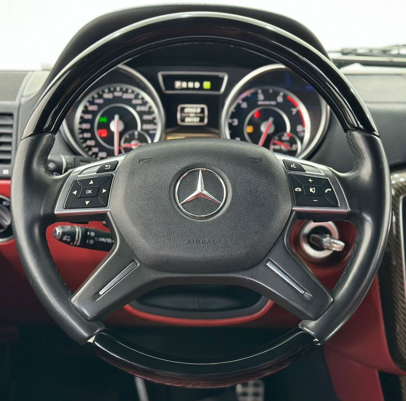 Mercedes-Benz G 63 AMG 2014 Mercedes Benz G63 AMG, Full Option, Low Kms, GCC