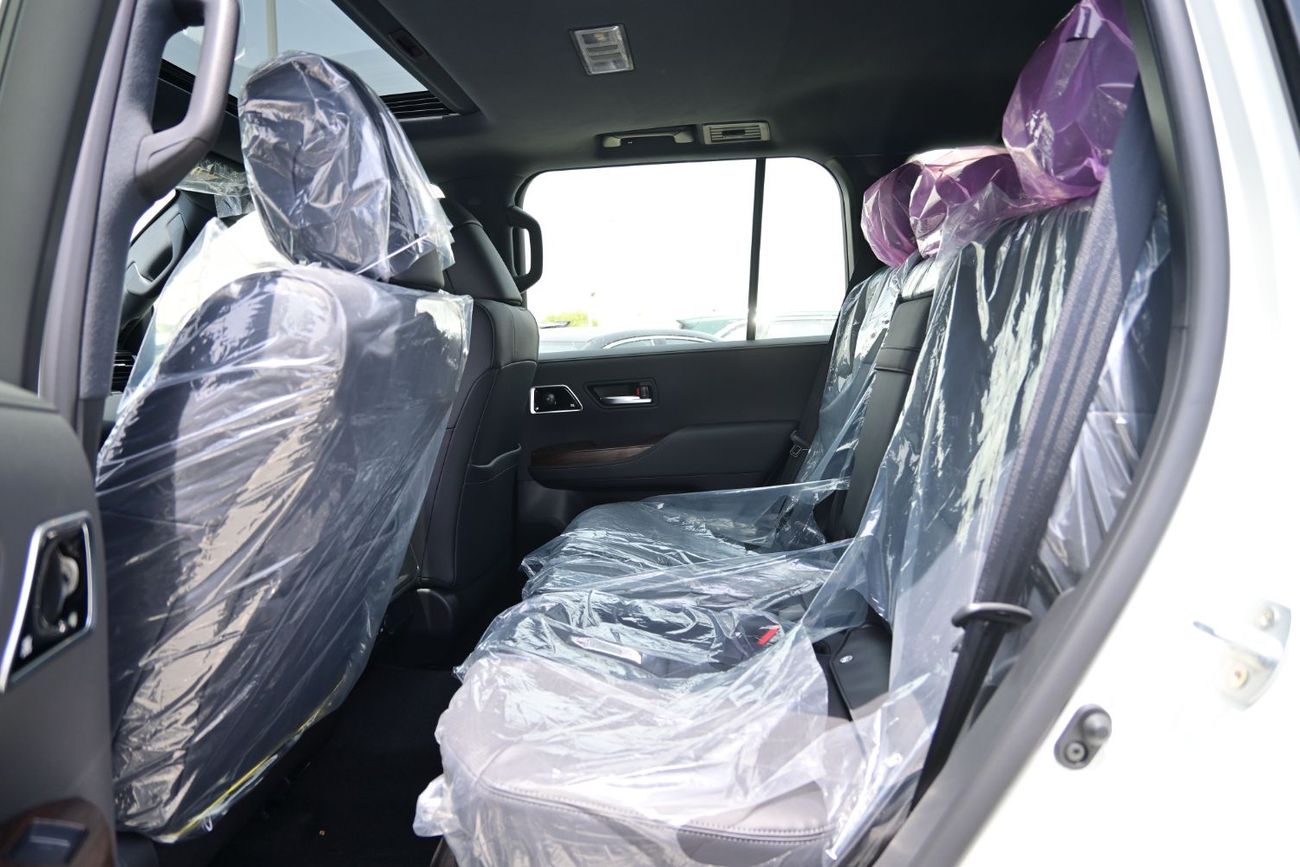 Toyota Land Cruiser GXR4 3.3L Toyota Land Cruiser GX-R 3.3L TwinTurbo V6 Diesel, 4WD