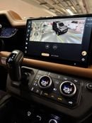 Land Rover Defender P400 110 X-Dynamic SE 3.0L (7 Seater)