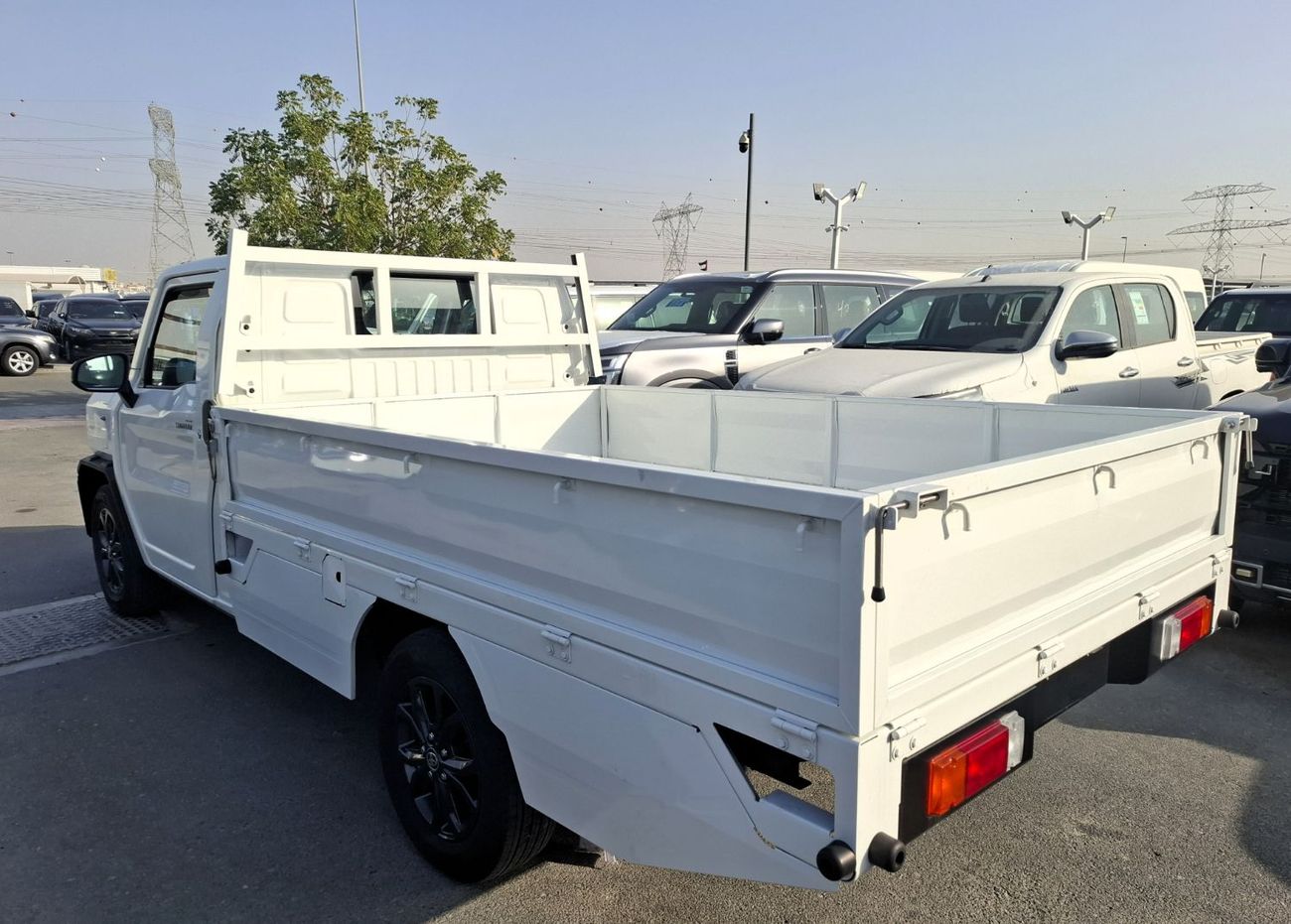 Toyota Tamaraw Toyota Hilux Tamaraw 2.4L 2026 SC Pickup Diesel White (Export Only)