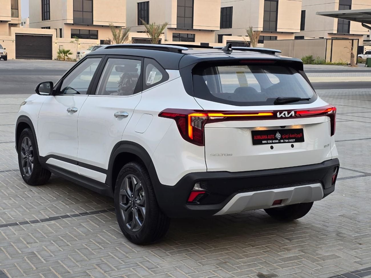 Kia Seltos LX STD