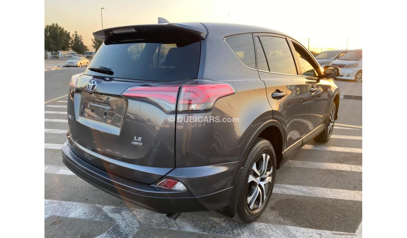 Toyota RAV4 2018 TOYOTA RAV 4 AWD LE MID OPTION
