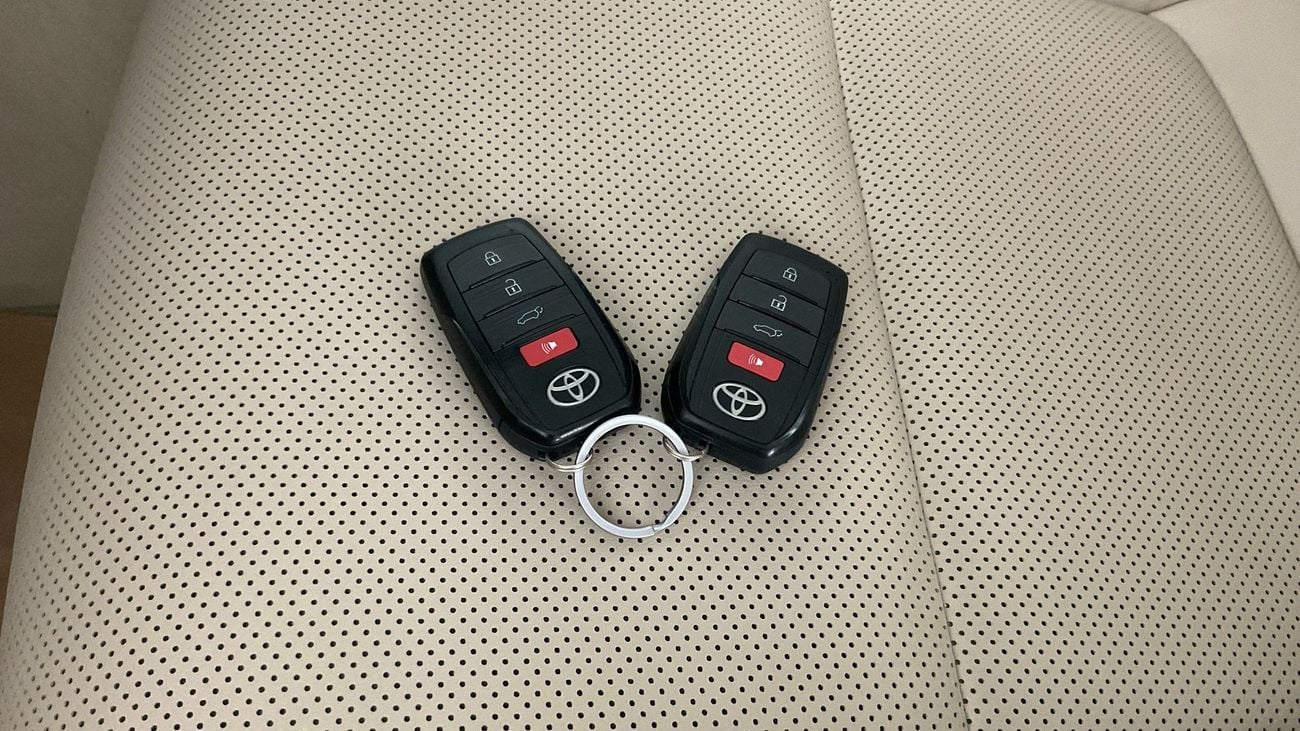 تويوتا لاند كروزر GXR | upto AED 20,000 Ramadan Discount | شامل الضمان | 0 ﺪﻔﻋﺓ ﺃﻮﻟﻯ