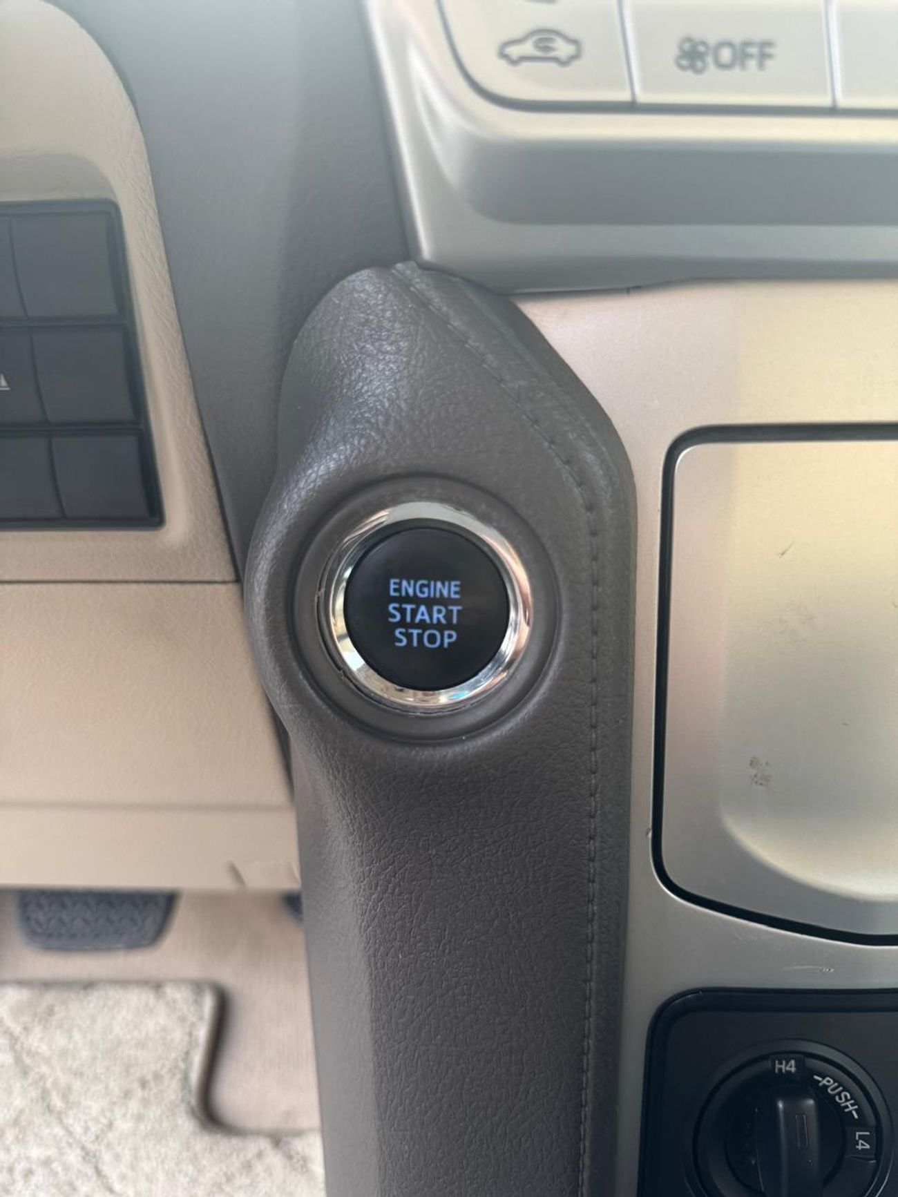 تويوتا برادو PRADO VX 4.0L V6 CLEAN CAR