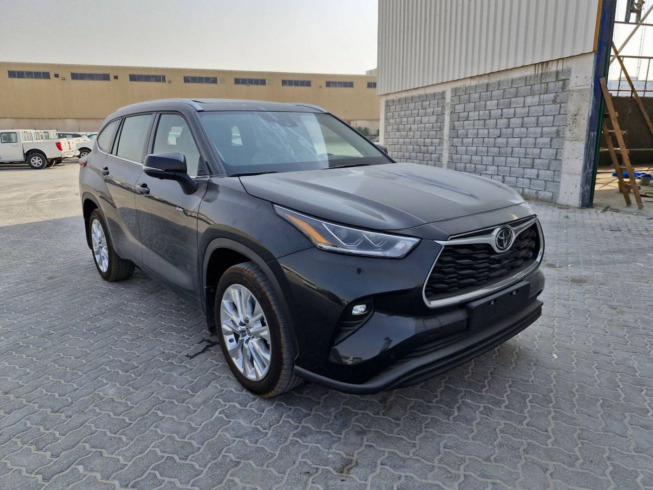 Toyota Highlander 2025 TOYOTA HIGHLANDER LIMITED 2.5L HYBRID GCC BRAND NEW 0KM