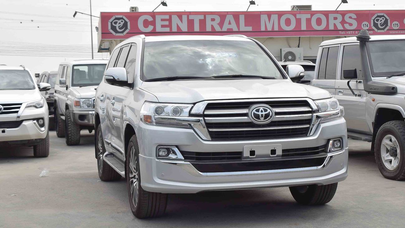Used Toyota Land Cruiser left hand drive V6 With sunroof facelifted
