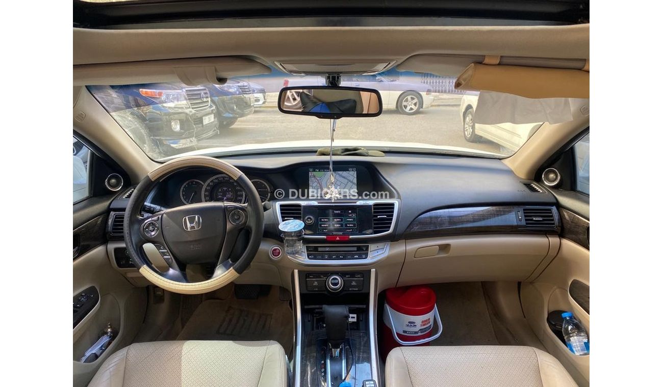 هوندا أكورد LX GCC FULL OPTION