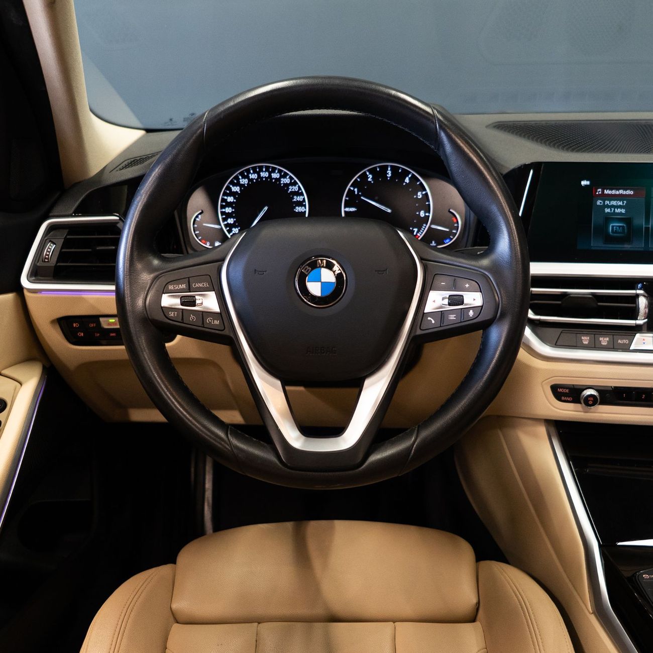 بي أم دبليو 320 Exclusive 2.0L AED 1,340 pm • 0% Downpayment • BMW 320i • 1 Year Warranty