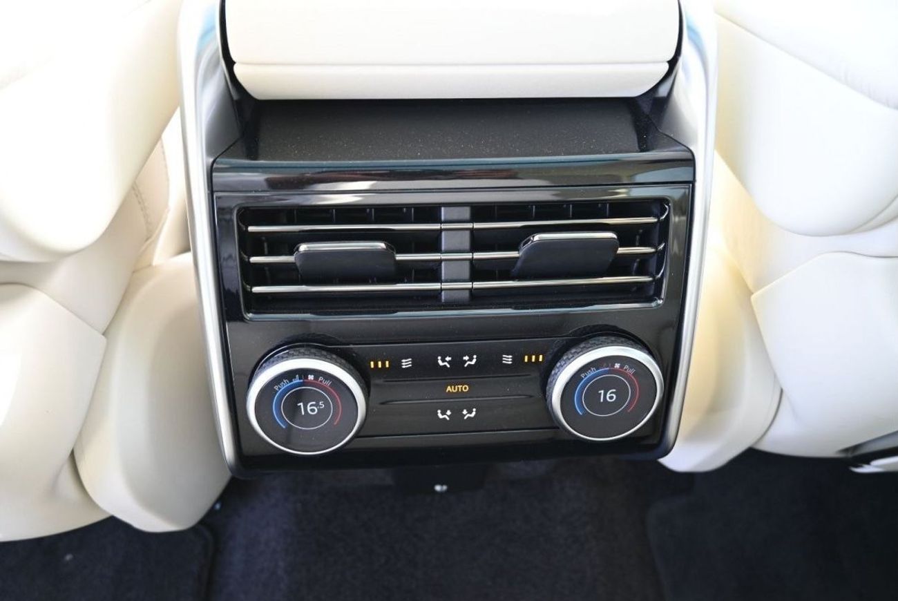 لاند روفر رينج روفر لاند روفر رانج روفر أوتوبايوجرافي 4.4 لتر بنزين ، V8 ، SUV ، دفع رباعي ، 5 أبواب ، 360 كاميرا ، رادا