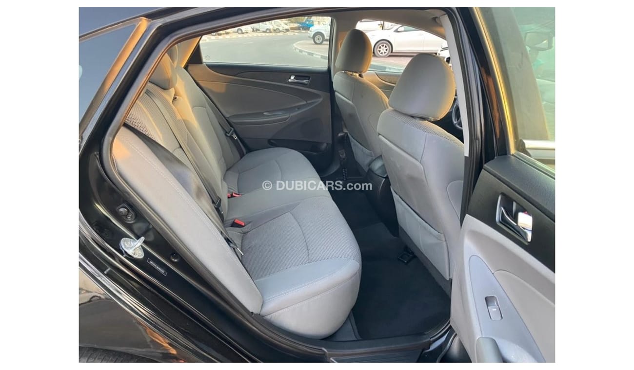 Hyundai Sonata 2014 HYUNDAI SONATA / MID OPTION