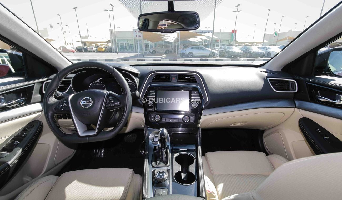 Nissan Maxima