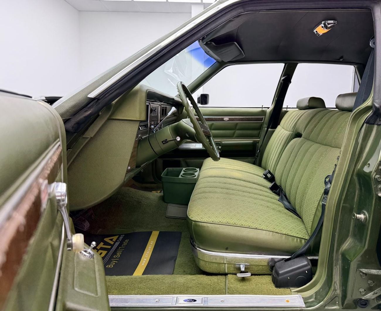 Mercury Grand Marquis 1976 Mercury Grand Marquis, Well-maintained condition, American Spec.