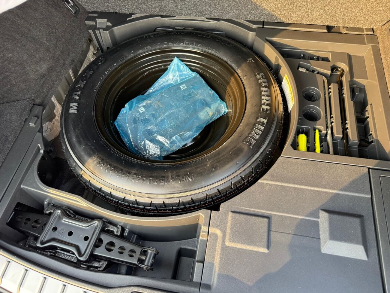 Lexus RX350h Hybrid Base 2.5L Hybrid Base Full Option 2.5L