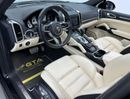 Porsche Cayenne Turbo S 4.8L (570 HP) 2016 Porsche Cayenne Turbo S, Service History, Carbon Fiber Interior, Excellen