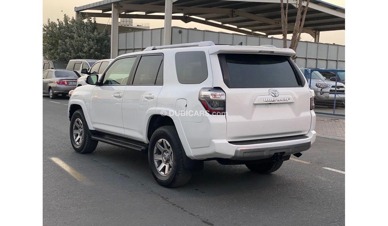 Toyota 4Runner 4x4 4.0L V6 2014 AMERICAN SPECIFICATION