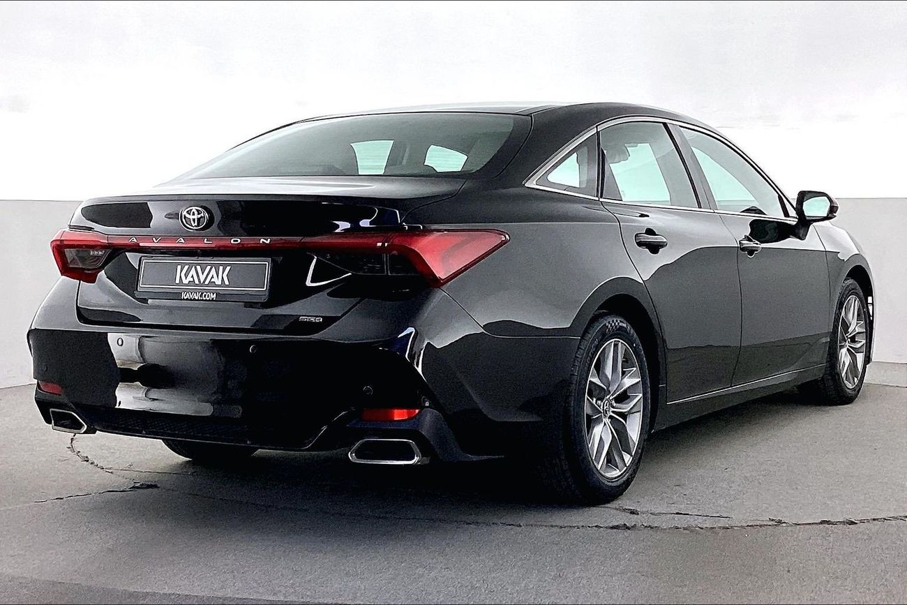 تويوتا افالون SE+ | Carnival Sale • UP TO AED 20,000 OFF | شامل الضمان | 0 ﺪﻔﻋﺓ ﺃﻮﻟﻯ