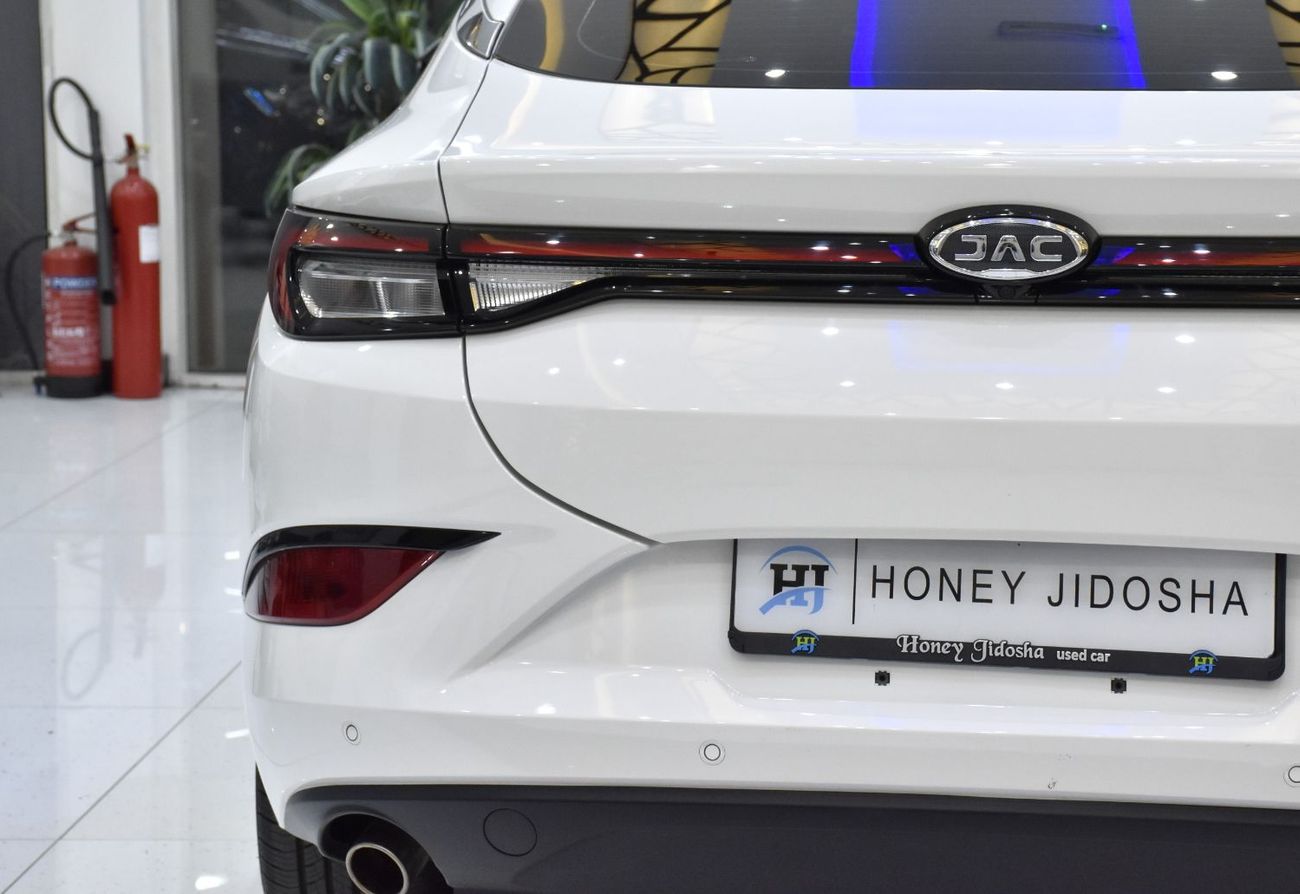 جاك J7 EXCELLENT DEAL for our JAC J7 ( 2023 Model ) in White Color GCC Specs