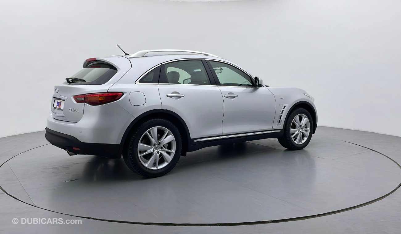 Infiniti QX70 3.7