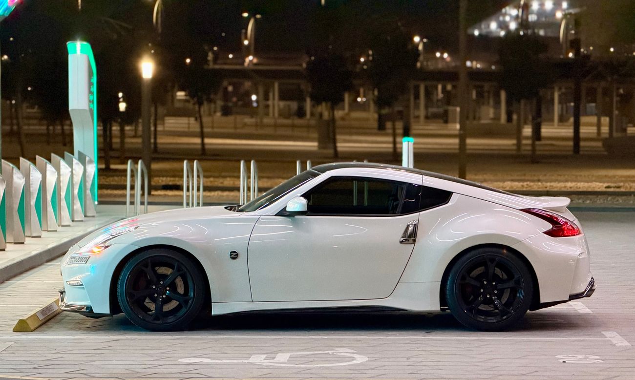 نيسان 370Z