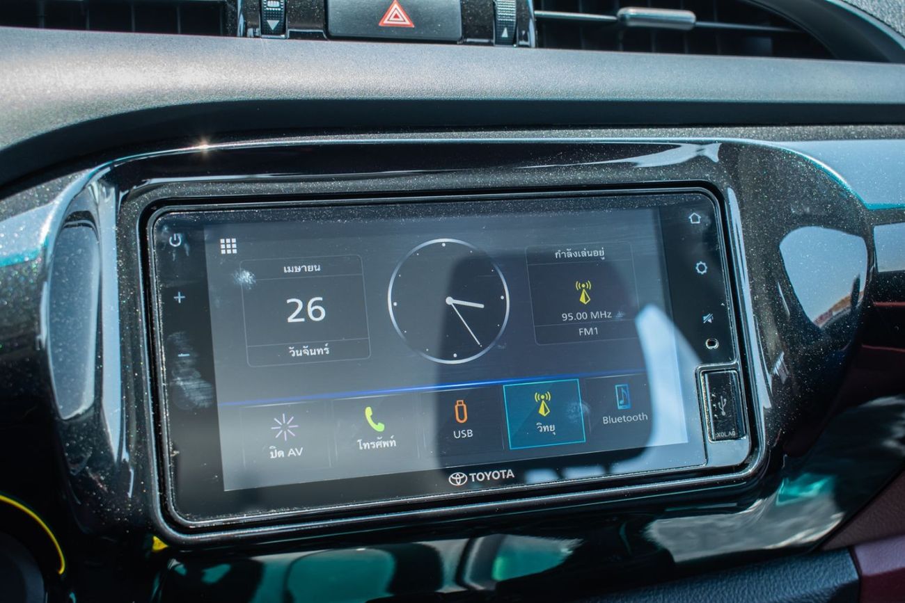 Toyota Hilux TOYOTA HILUX PETROL AUTO RWD TRANSMISSION 2024