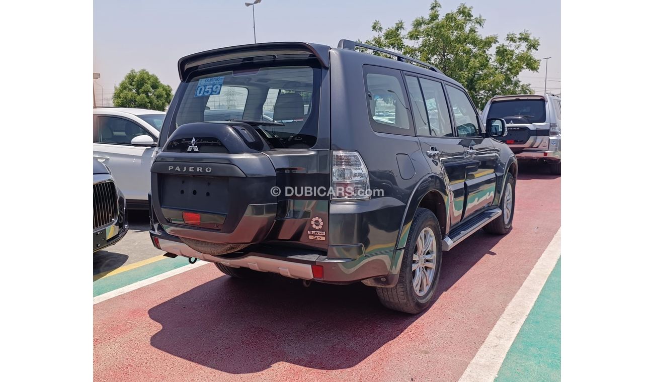 Mitsubishi Pajero // 889 AED Monthly //  SUNROOF / ELECTRIC / LEATHER SEAT LOT / FOP (LOT # 17282)