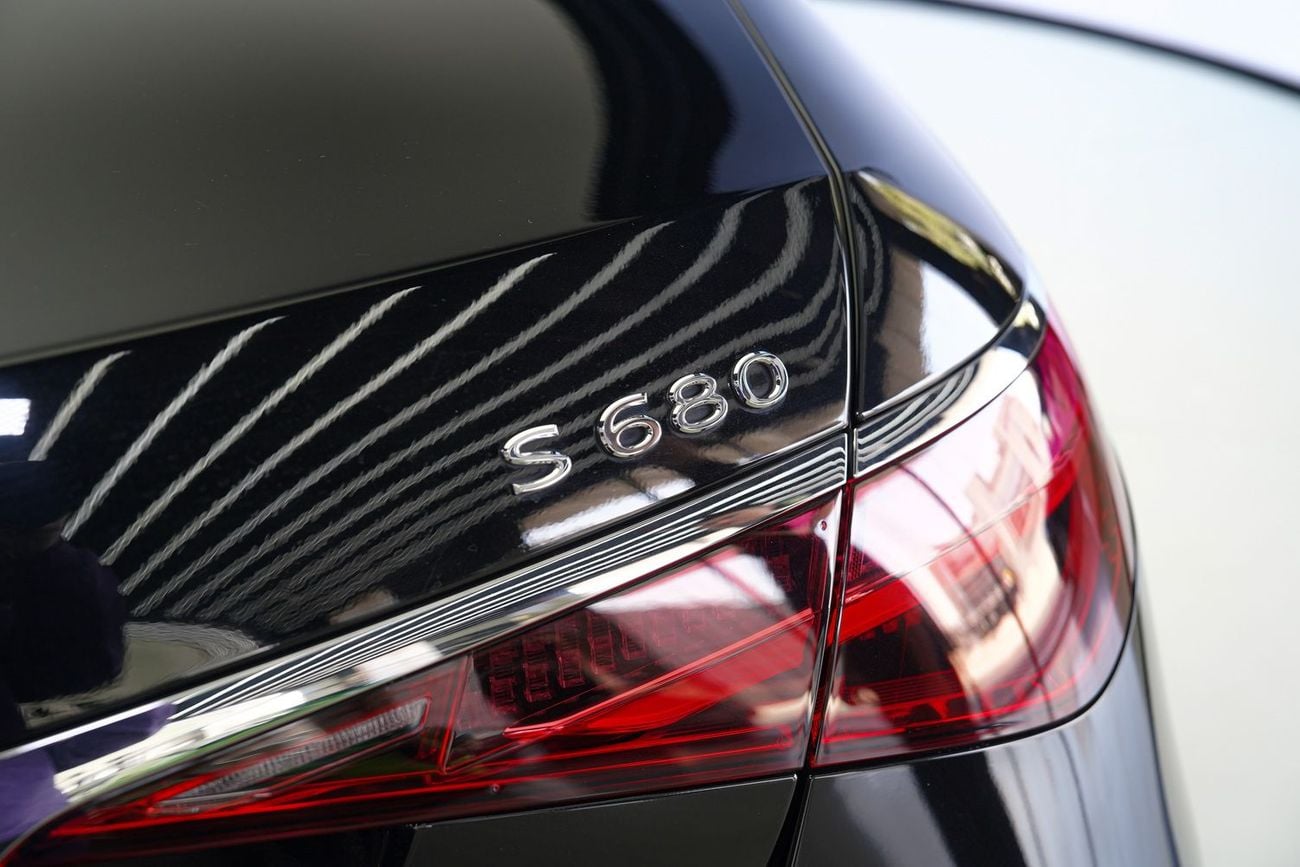 مرسيدس مايباخ S680 مايباخ