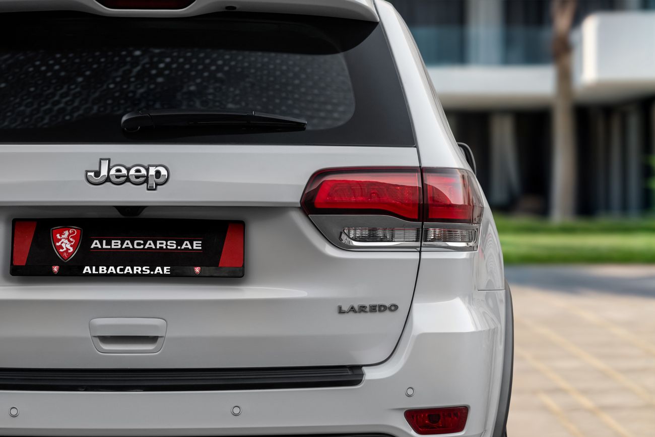 جيب جراند شيروكي Grand Cherokee LAREDO | 1,655 P.M | 0% Downpayment | Low KM | Warranty | Pristine!