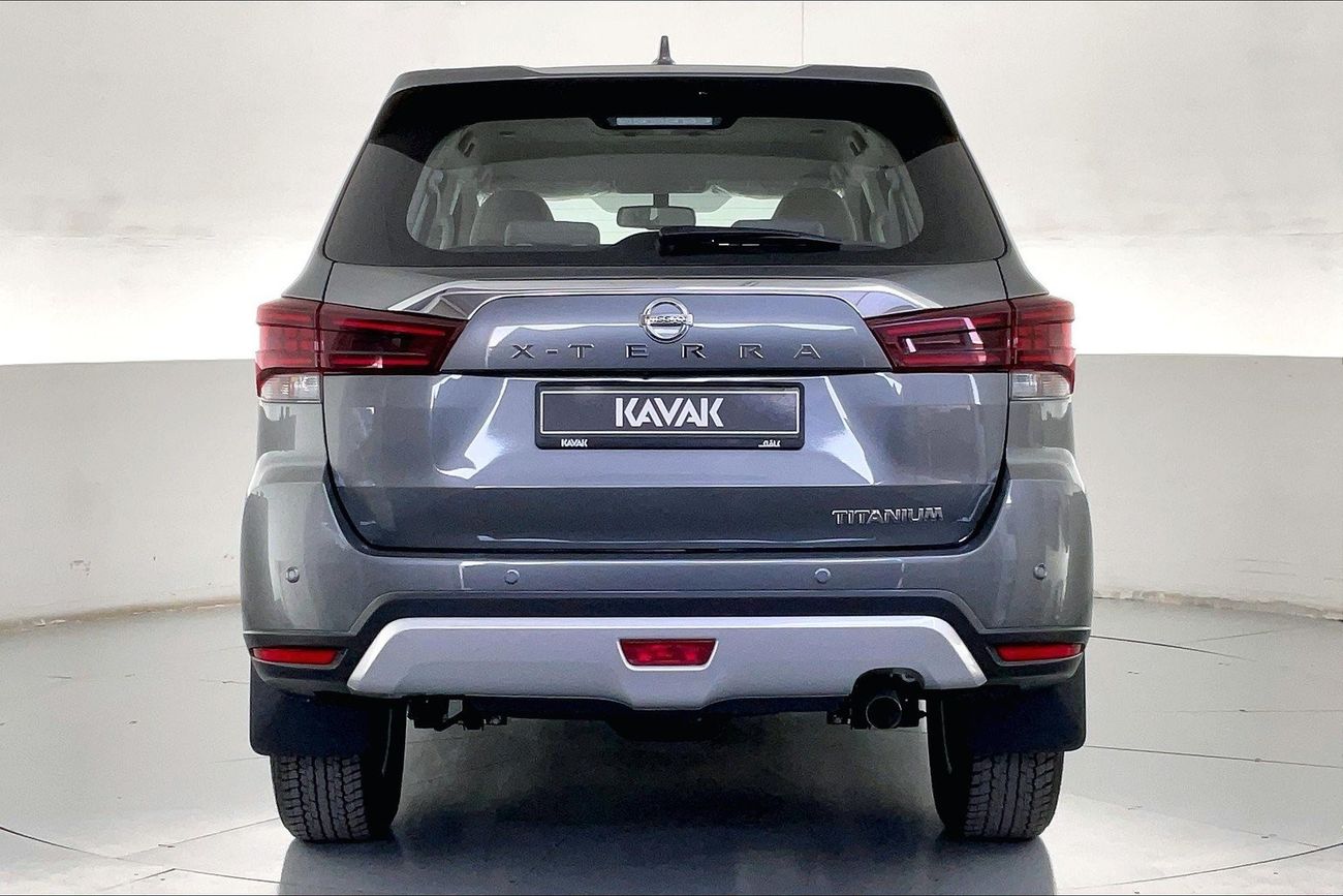 نيسان إكستيرا Titanium | ضمان مجاني لمدة عام | 0 دفعة أولى