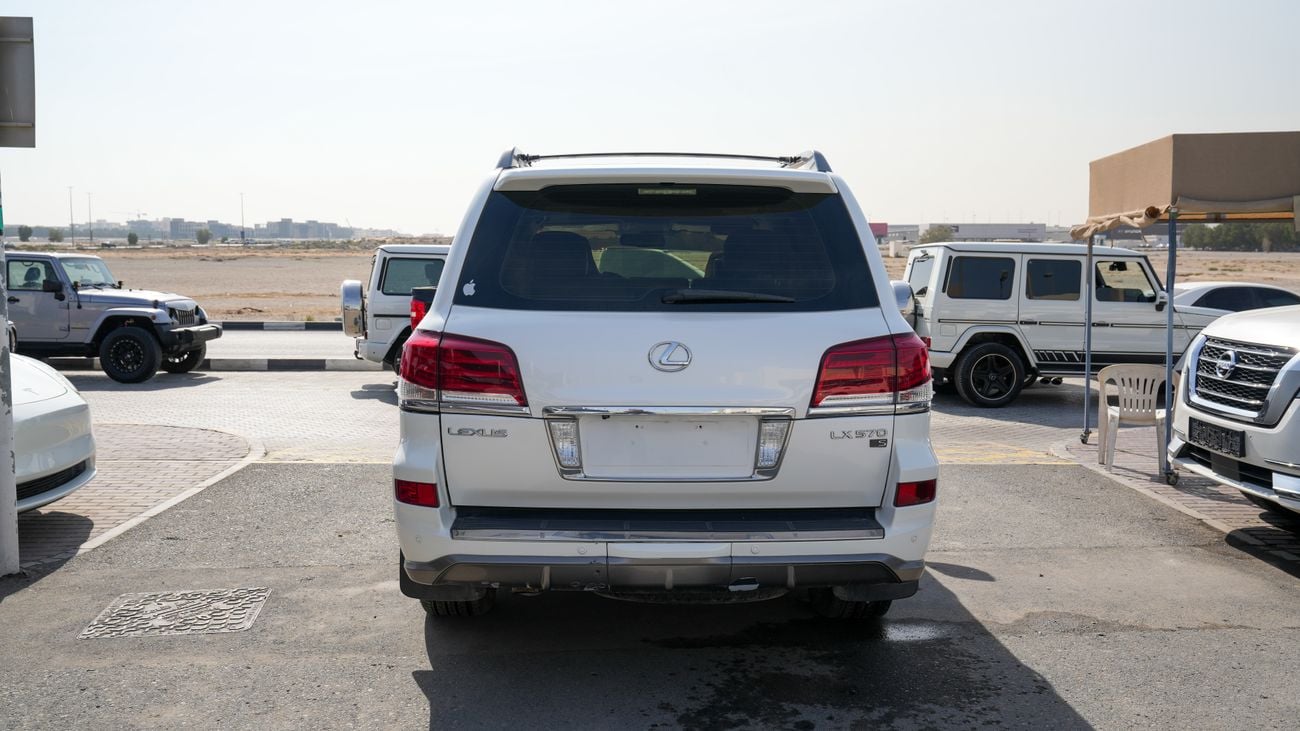 Lexus LX 570