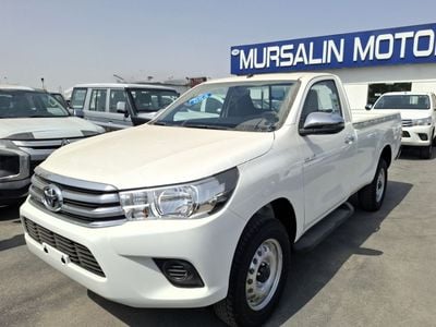 Toyota Hilux Toyota Hilux DLX 2.4L 2025 SC MT White Diesel