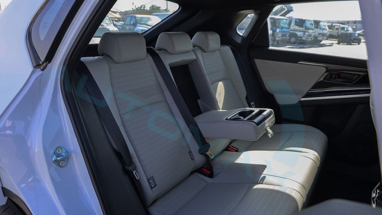 تويوتا bZ4X 615 MAX AWD BEV 2024 0Km With 3 Years Or 100,000 Km Warranty