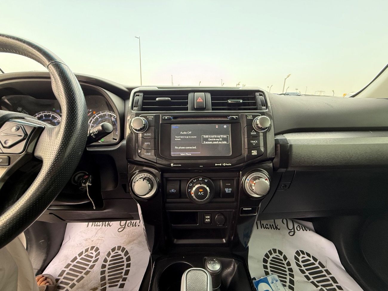 تويوتا Runner4 Trdd off road Full option sunroof Leader Seat