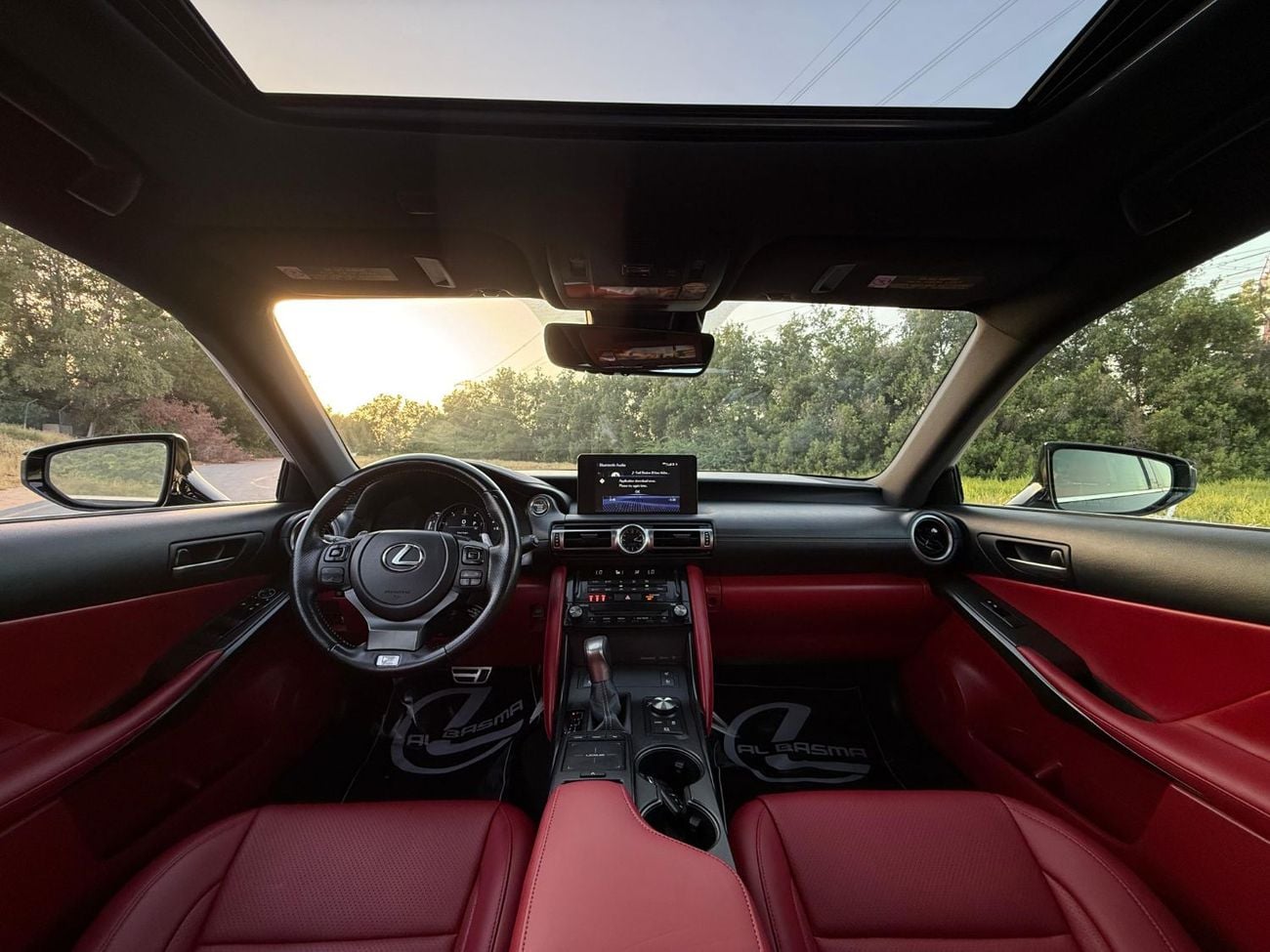 لكزس IS 350 F SPORT PLATINUM