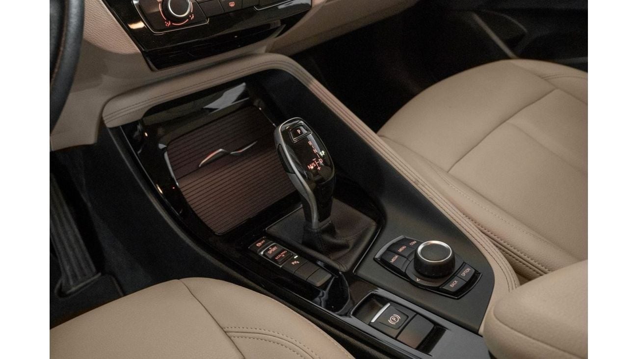 بي أم دبليو X2 sDrive20i