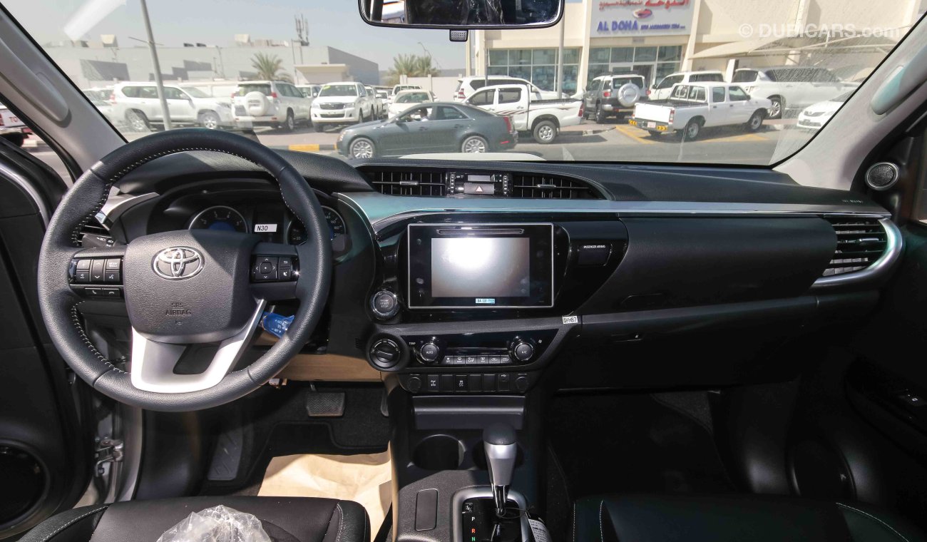 Toyota Hilux REVO 3.0L AT FULL DECK COVER WITH REMOTE