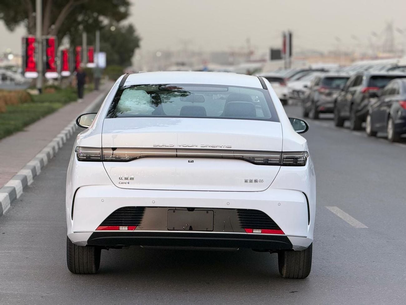 بي واي دي ديسترويار 05 2025 BYD DESTROYER 05 DM-i PLUG IN HYBRID with SUNROOF