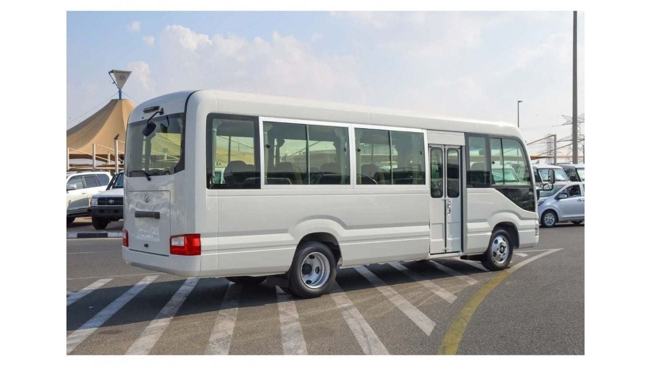 Toyota Coaster Toyota coaster dsl Mt 30 seater 4.2 model 2022