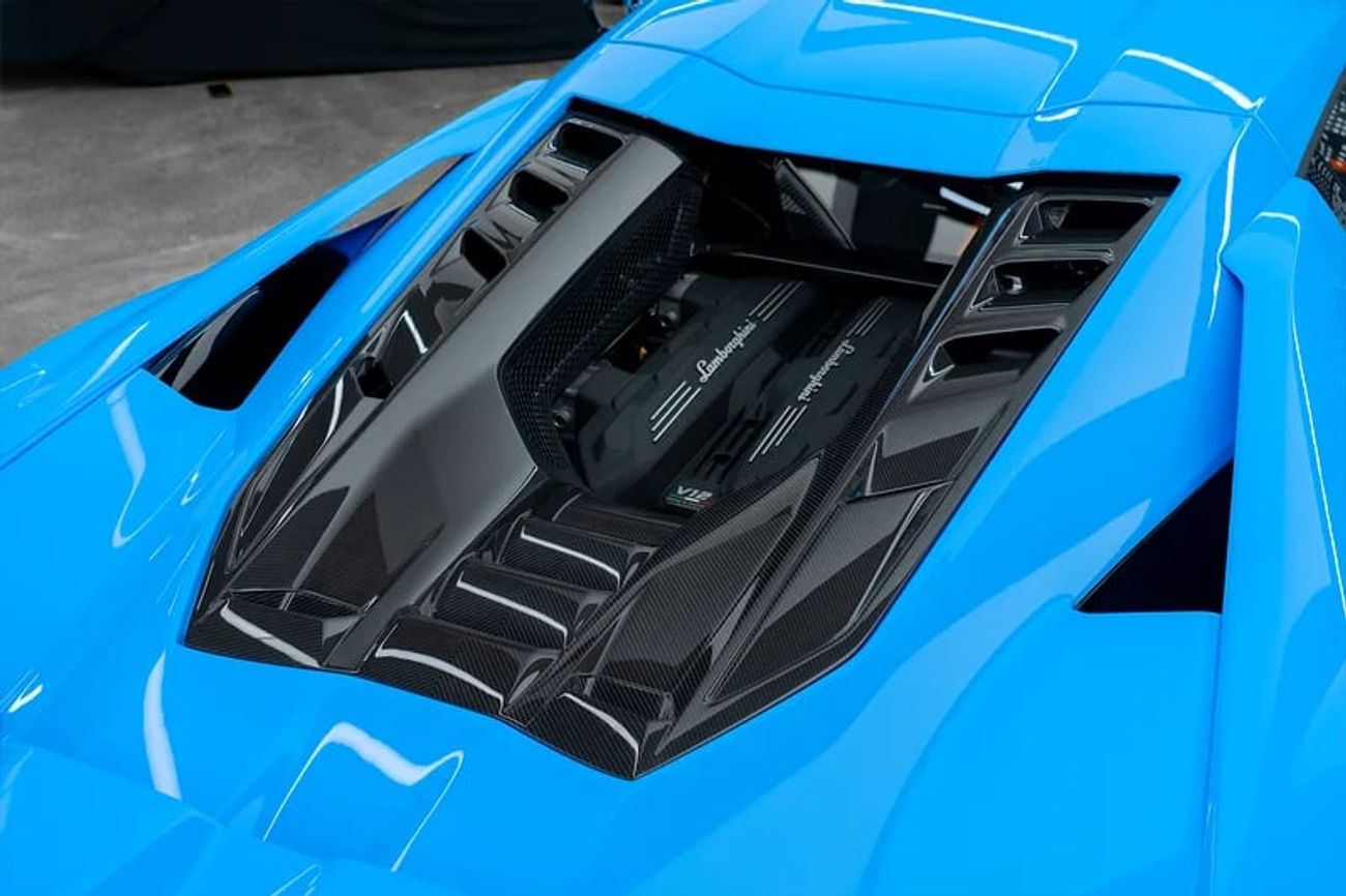 Lamborghini Revuelto 6.5L V12 Hybrid