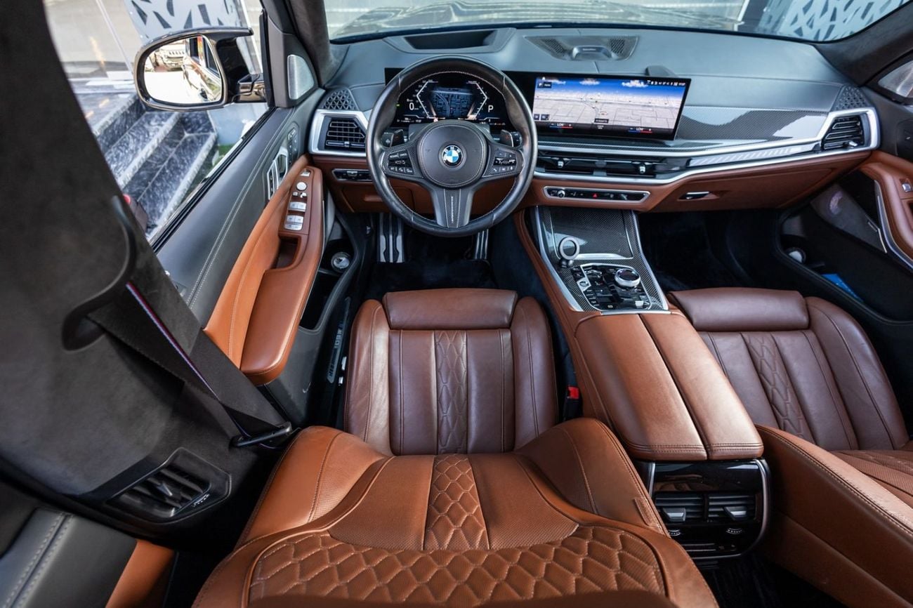 بي أم دبليو X7 M60i XDRIVE BMW X7 M60 2023 GCC | Agency Warranty | Service Contract