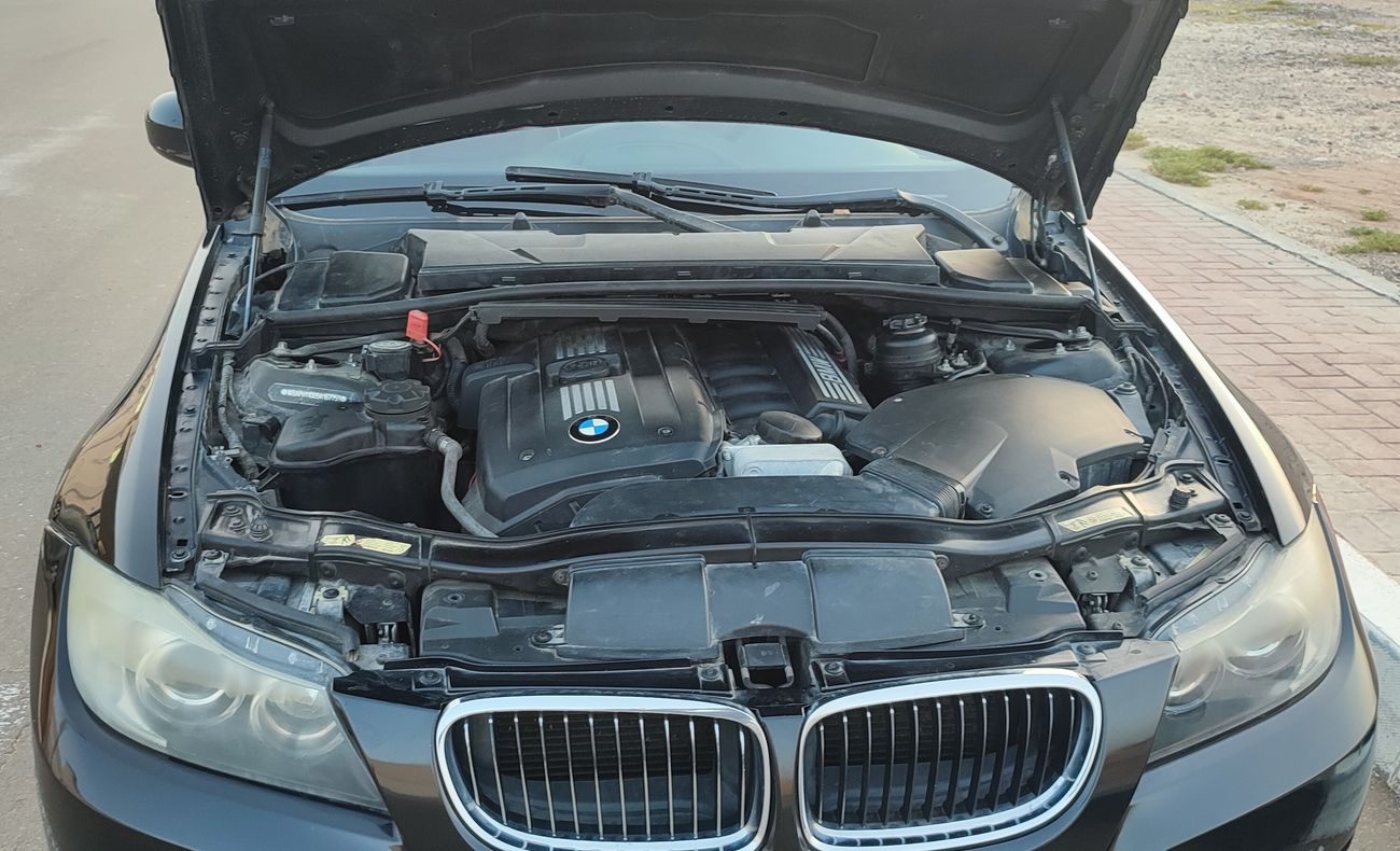 بي أم دبليو 325